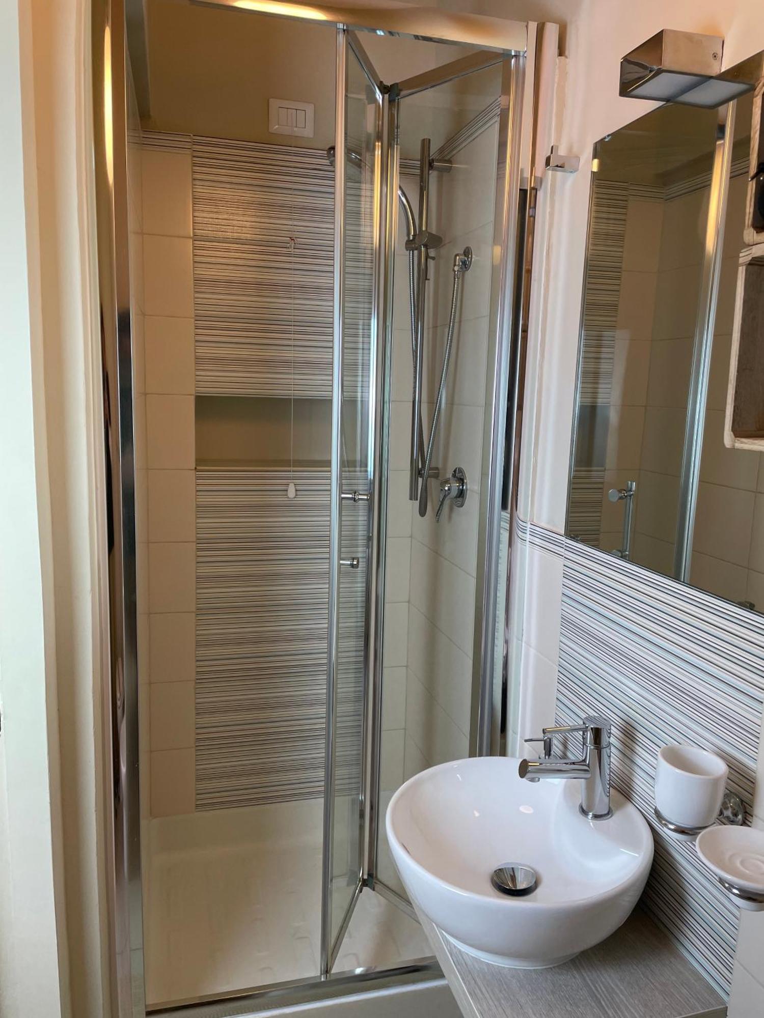 Seven Boutique Hotel Sestri Levante Zimmer foto